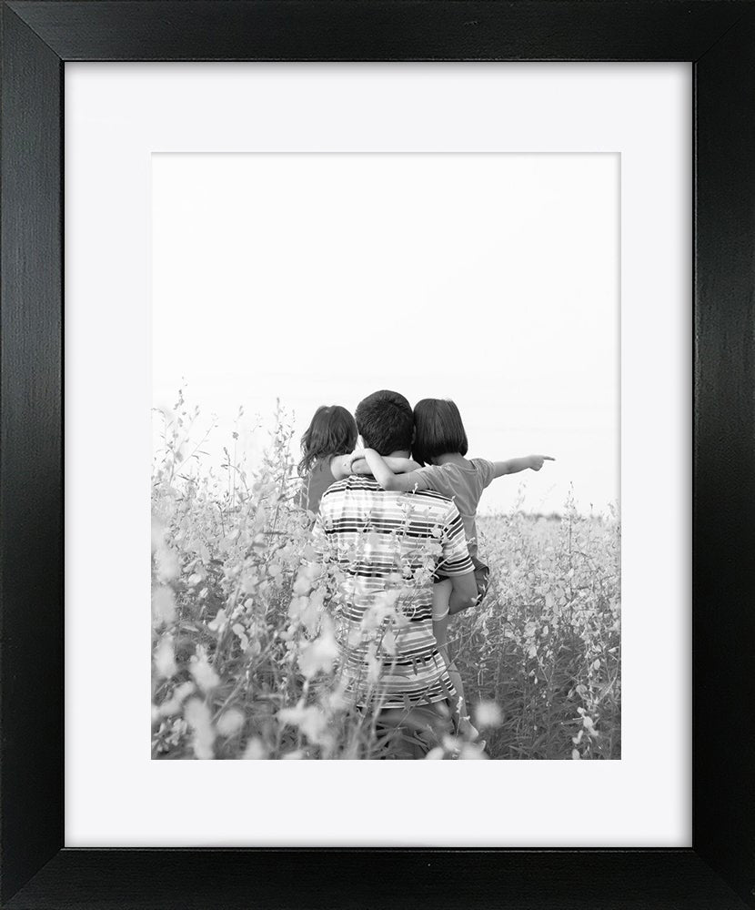 Oxford Black Photo Frame 10x8" For 8x6" With Soft Cream Mount - photoframesandart