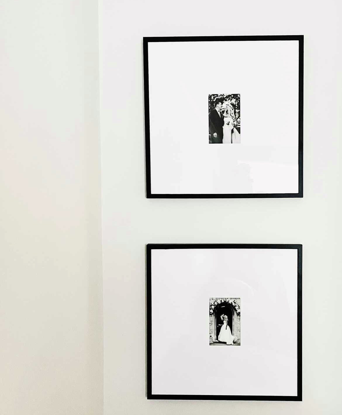 2 Oversized Mount Wooden 18x18 Black Frame for 6x4