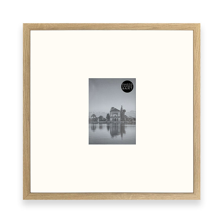 18x18" for 7x5" Wooden Oak Effect Photo Frame | Hartland Collection