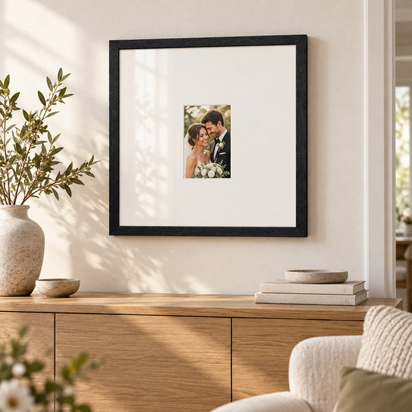 18x18" for 6x4" Wooden Black Photo Frame | Hartland Collection