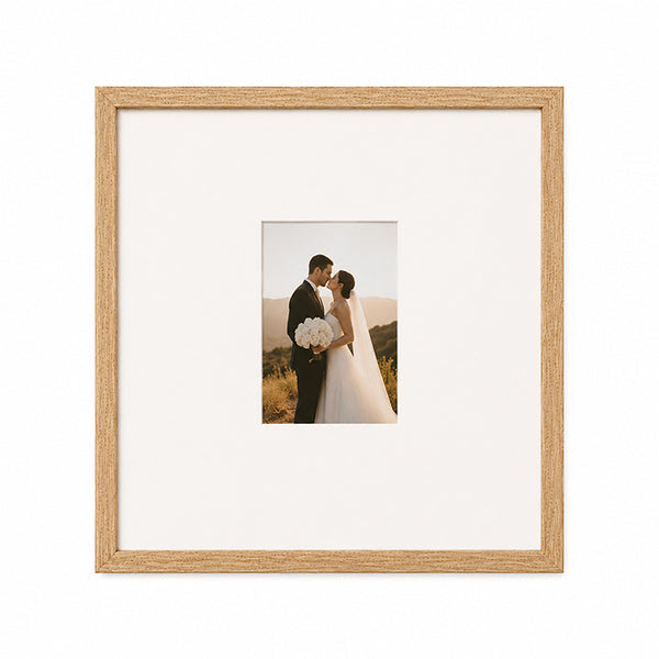 20x20" for 8x6" Wooden Oak Effect Photo Frame | Hartland Collection
