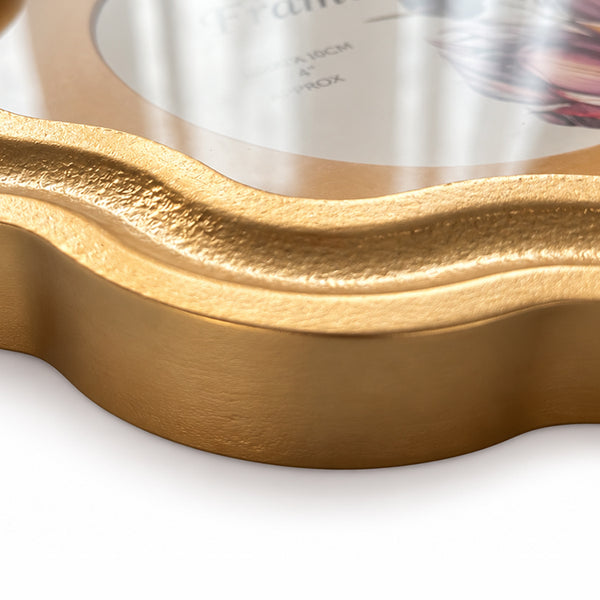 4x4" Gold Wavy Photo Frame | Circle