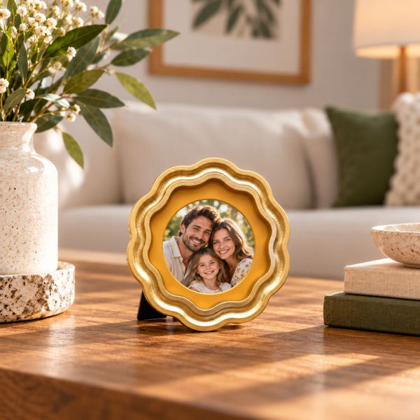 4x4" Gold Wavy Photo Frame | Circle