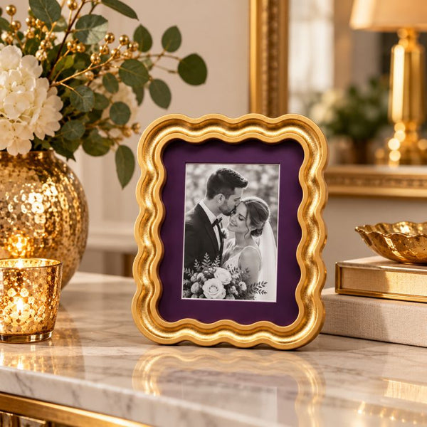 6x4" Gold Wavy Photo Frame |  Rectangle