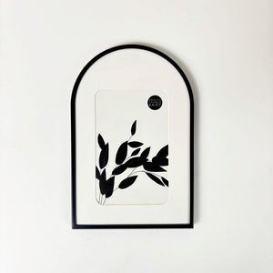 Black Metal Arch Photo Frame | Available in 2 sizes