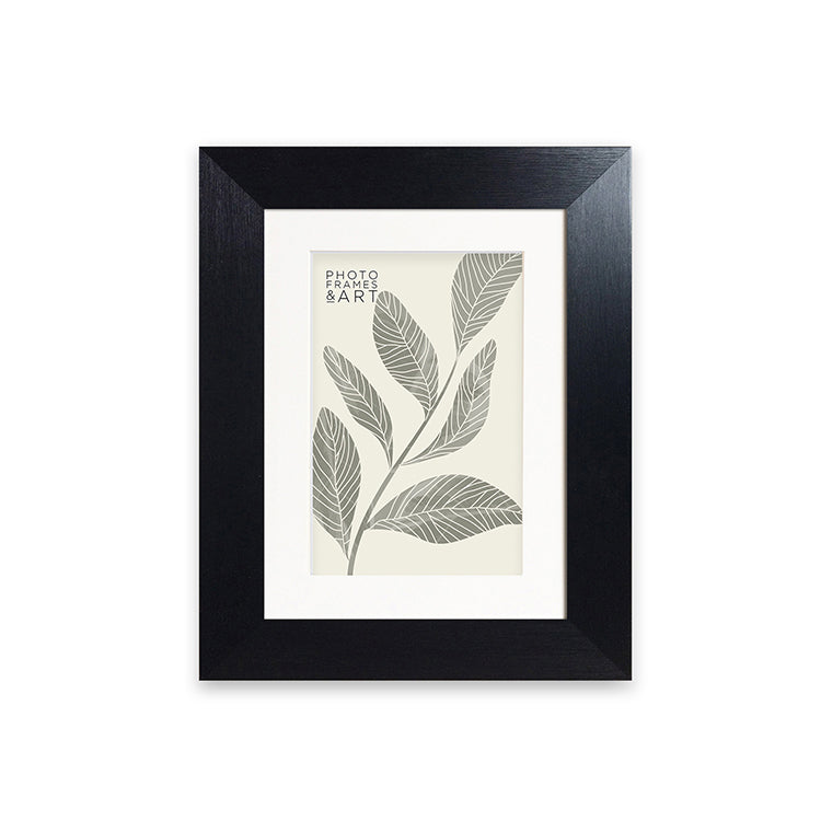 Everyday 8x6 Photo Frame With Mount | Milano Black