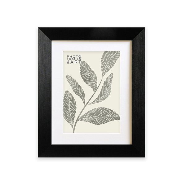Everyday 9x7 Photo Frame With Mount | Milano Black