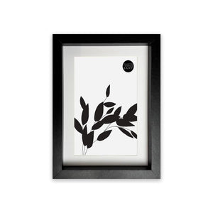 7x5" Black Photo Frame | With Mount for 6x4" Picture