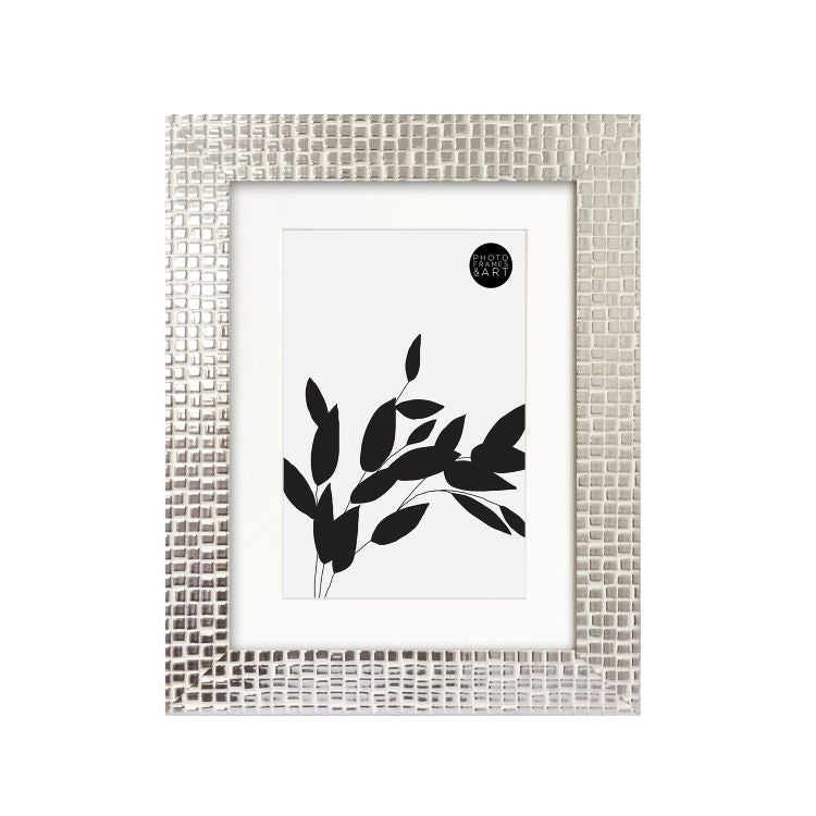 Everyday 8x6 Photo Frame With Mount | Henley Chrome