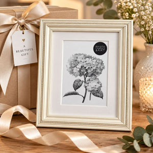 10x8" Vintage Ivory Photo Frame with Beaded Detail | For 8x6" Print