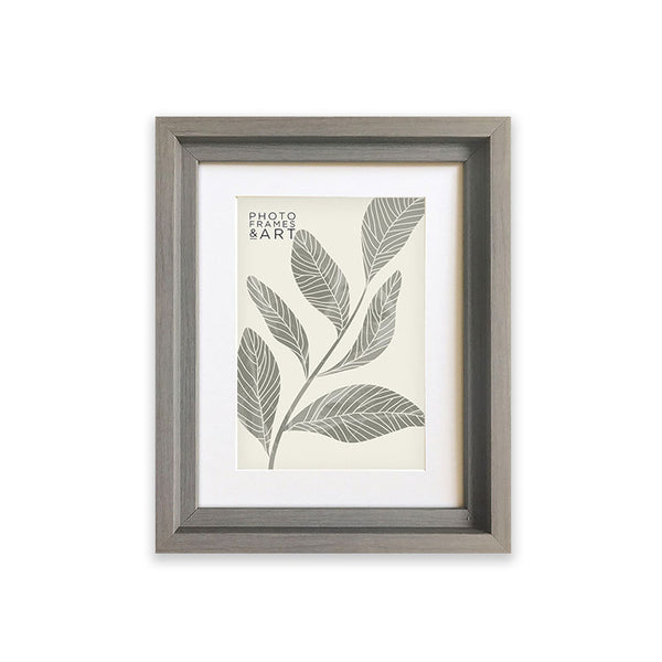 Everyday 9x7 Photo Frame With Mount | Hoxton Grey