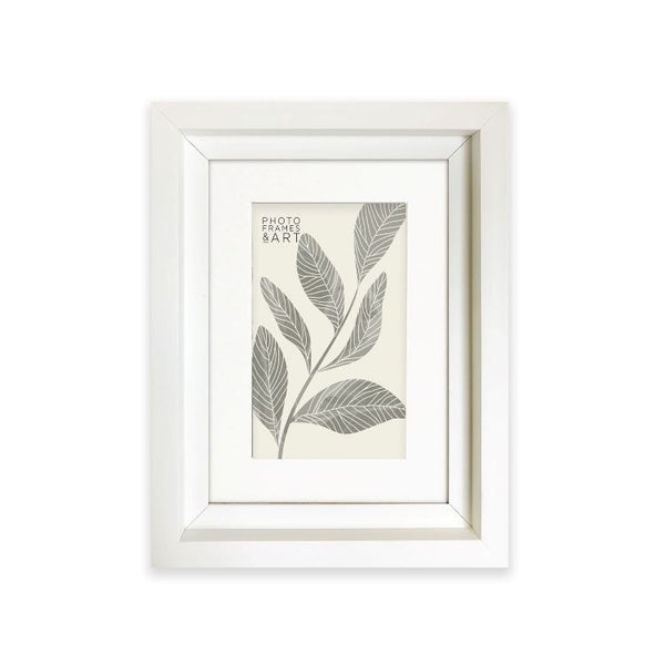 Everyday 7x5 Photo Frame With Mount | Hoxton White