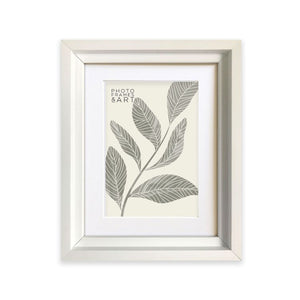 Everyday 9x7 Photo Frame With Mount | Hoxton White