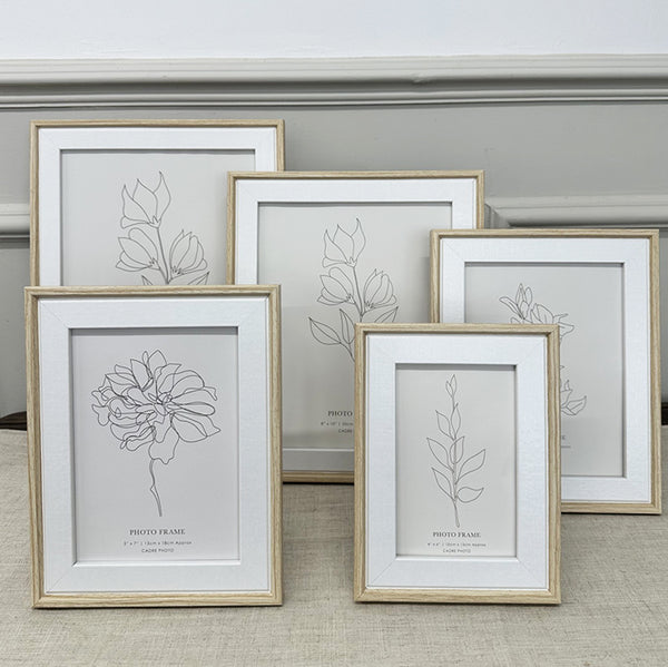 10x8" Photo Frame | Light Wood & White