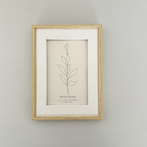 6x4" Photo Frame | Light Wood & White