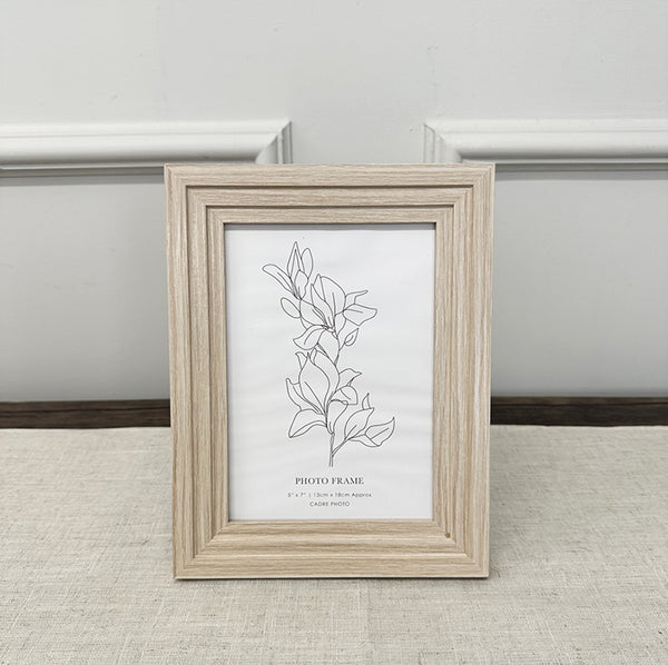 7x5" Layered Edge Photo Frame | Natural