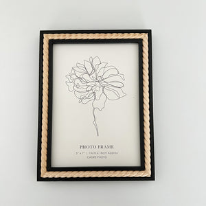 7x5" Black Photo Frame | Natural Swirl