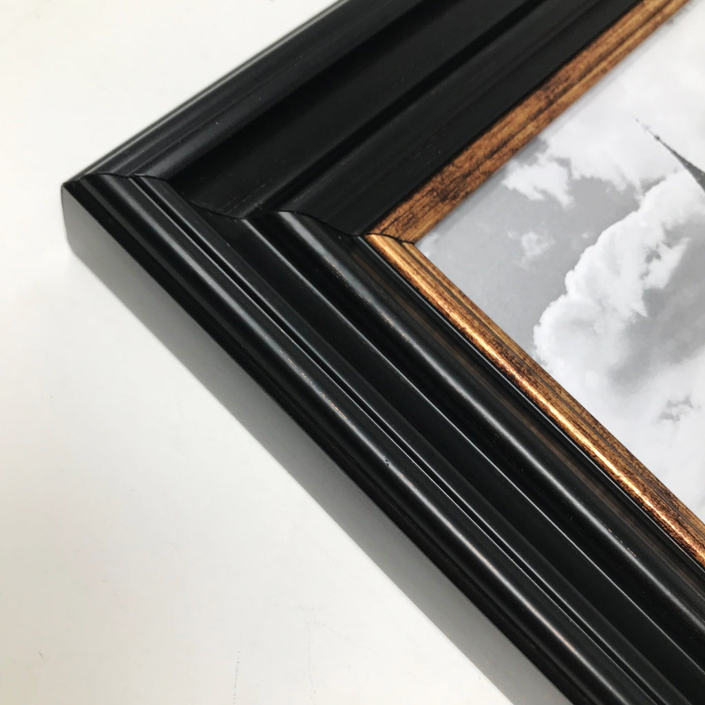 Vintage Black Shabby Chic Photo Frame - 9x7" - photoframesandart
